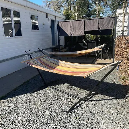 Woodland Plot بيت للعطل *