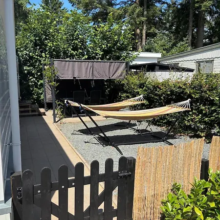 بيت للعطل Woodland Plot *